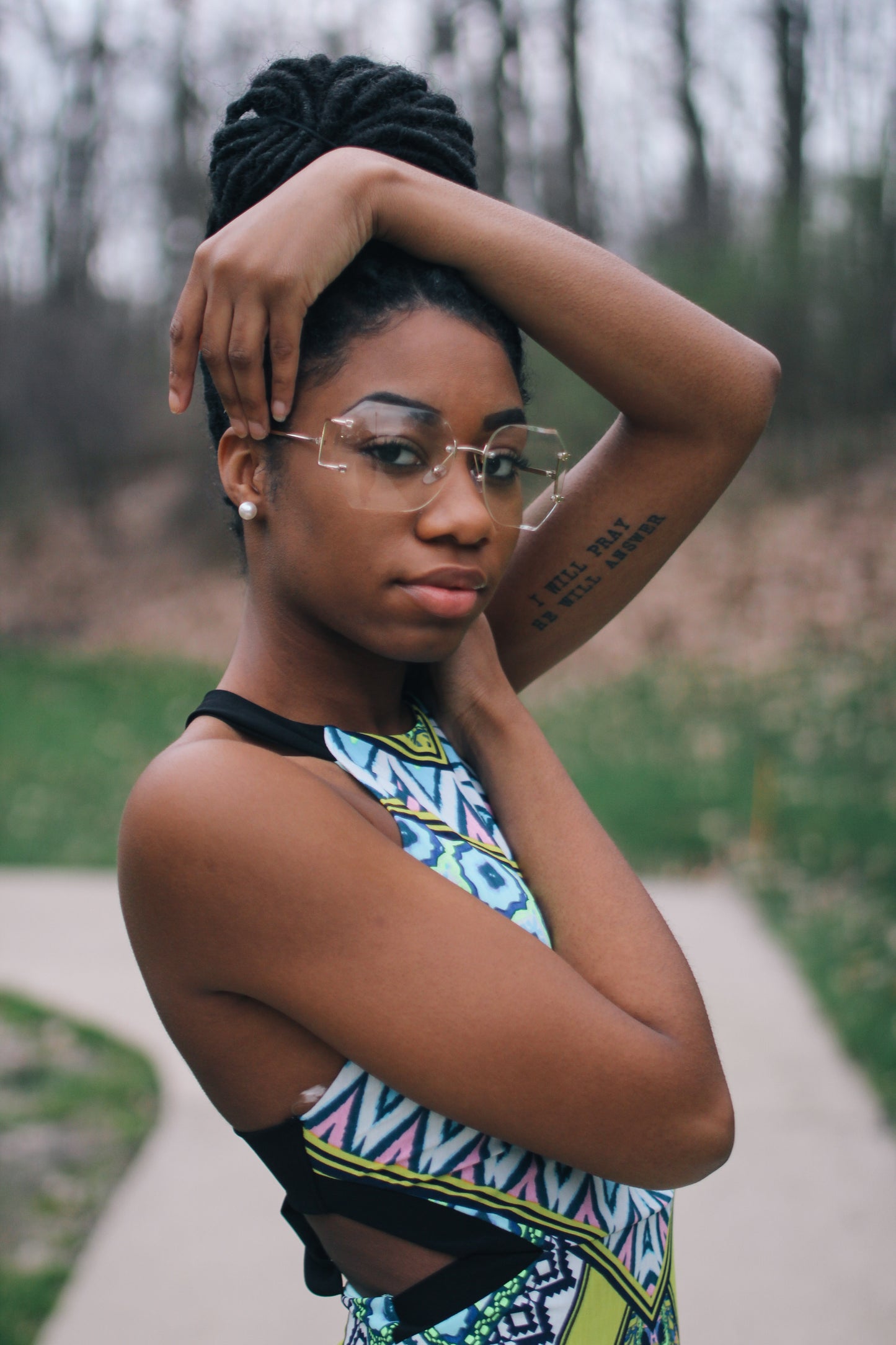 oversized rimless clear shades